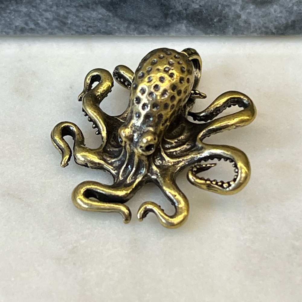 Solid Brass Octopus Vintage-style Sculpture Desk Decor - Picture 7 of 16